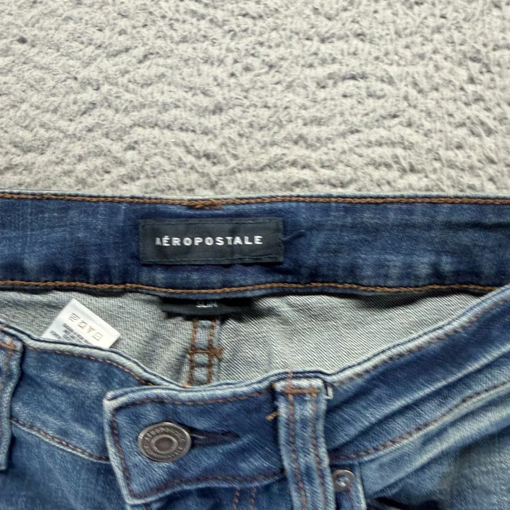 Aeropostale Jeans Mens 30x32 Blue Cotton Denim Straight Slim Distressed Stretch‎